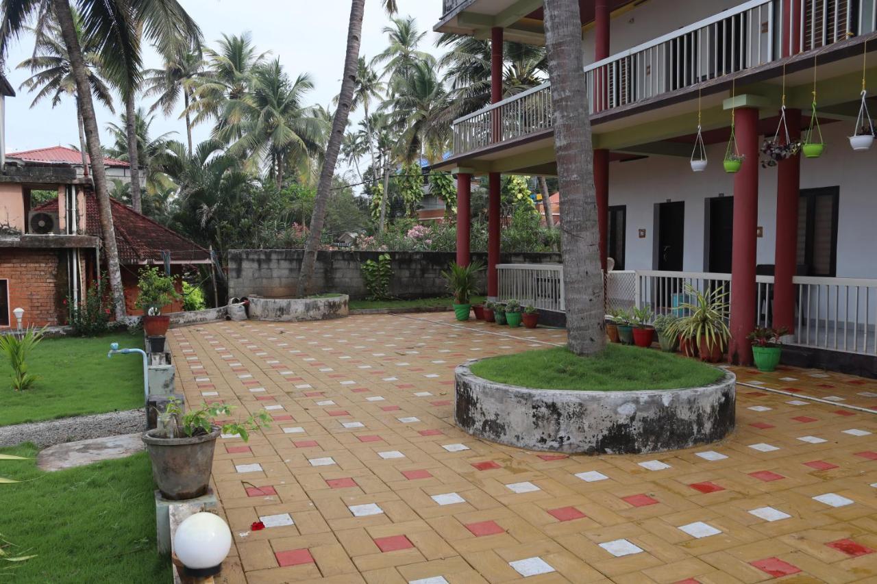 New Heaven Beach Resort Varkala Exteriör bild
